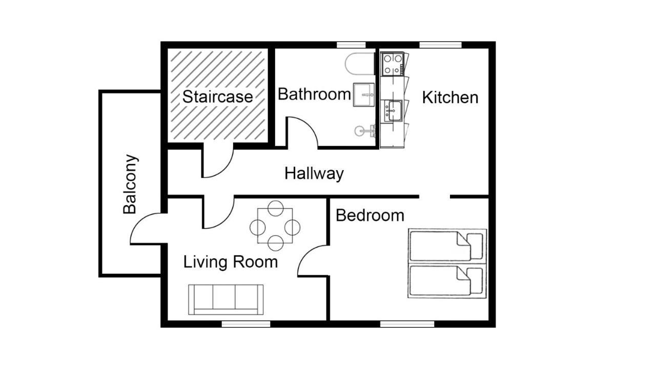 Balcony Apt - Center, 50m To The Metro Apartment *